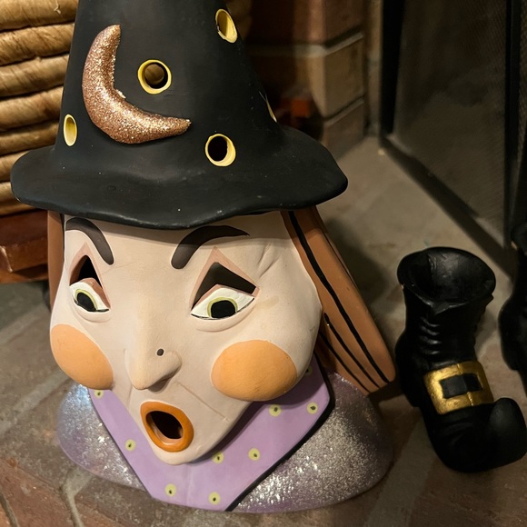 Vintage 10” Tall Witch Halloween Pottery Luminary - Picture 9 of 13